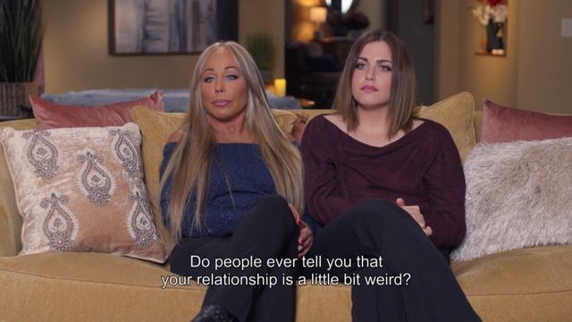 "I Don't See Anything Wrong With It": Mum and Daughter Shower Together | sMothered смотреть онлайн