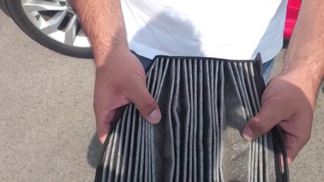 Cambio del filtro de cabina para: VW Beetle смотреть онлайн