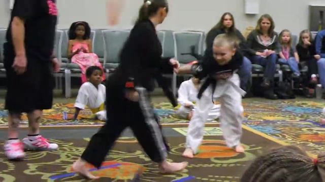 Sierra, Midwest TCOB Open, Karate Flag (9-10 yr old), 3-30-2013 смотреть онлайн