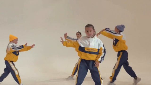 Baby shark - FORMA ! смотреть онлайн
