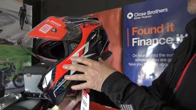 LS2 GT Challenger Carbon Helmet смотреть онлайн