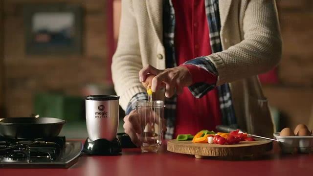 Unboxing and Review: Magic Bullet Blender - Small, Silver, 11 Piece Set смотреть онлайн