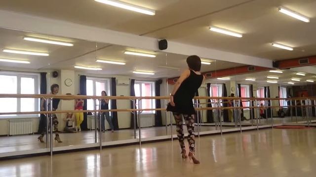 Аня Звягина - salsa casino (ladies style) под счёт смотреть онлайн