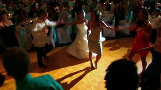 Wedding First Dance - Cuban Salsa Rueda