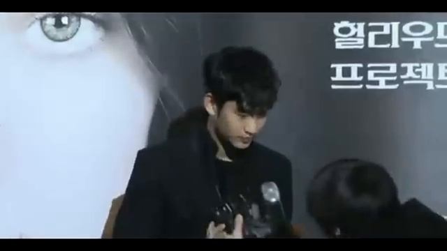 [21/2/2013] Kim Soo Hyun At The VIP Premiere Of Movie 