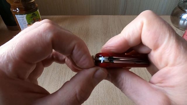 Обзор небольшого ножа  WENGER Classic 02