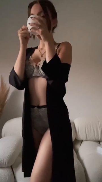 Morning Rituals #fashionblogger #parisianstyle #lingerie #morningroutine #luxurylifestyle смотреть онлайн