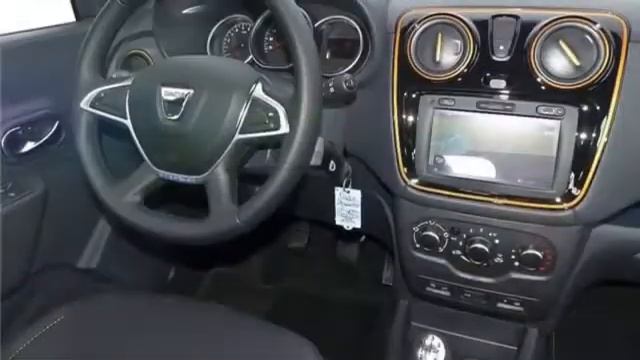 Dacia Dokker Stepway Celebration TCe 115 NAVI SHZ PDC BT