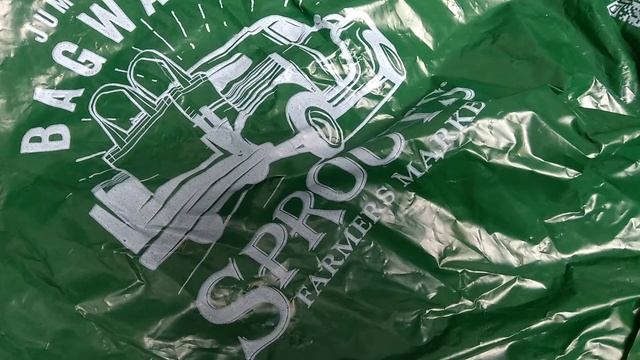 How to Put Together a San Diego Cmic-Con Survival Kit смотреть онлайн