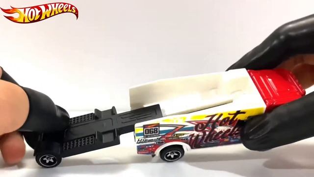 Hot Wheels Scania Rally Truck 2021