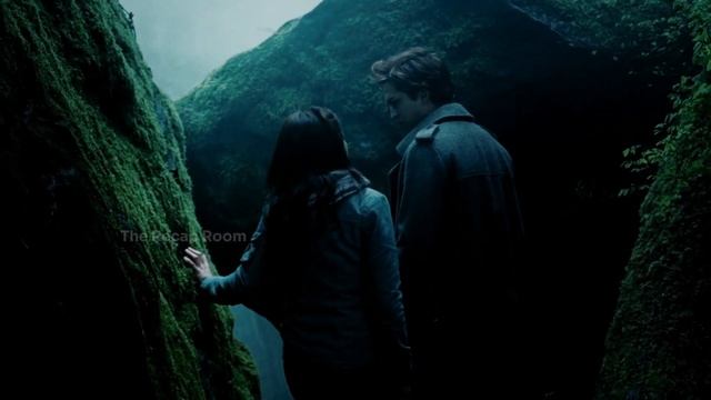 Twilight (2008) Full Movie Explanation | Movie Recap | Love Story Of Girl And A Vampire