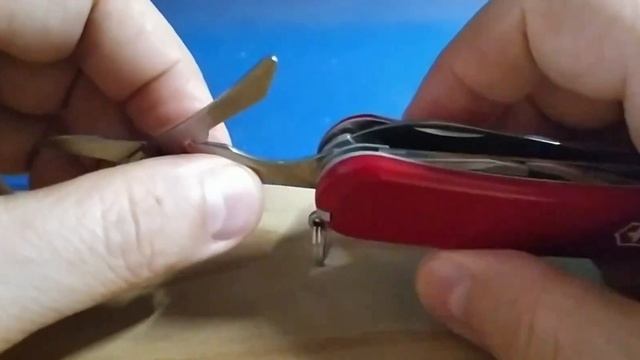 Victorinox Delémont Evolution 17 y 18 смотреть онлайн