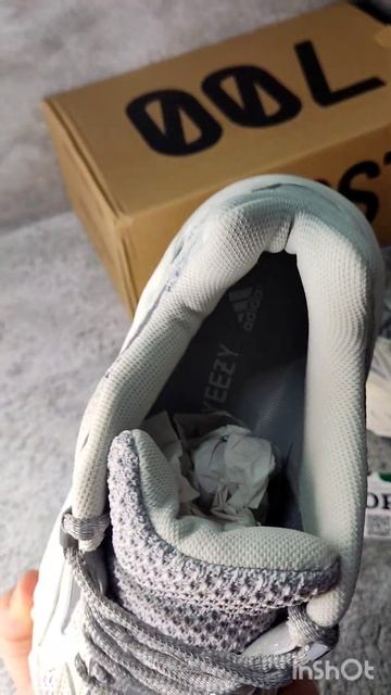 КРОССОВКИ ЖЕНСКИЕ ADIDAS YEEZY BOOST 700 V2 ЦВЕТ СЕРЫЙ для заказа наш телеграмм t.me/style_shop_32 смотреть онлайн