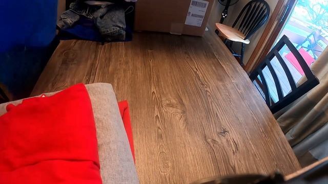 Did I really find this vintage video game sweatshirt in a Goodwill mystery box! смотреть онлайн