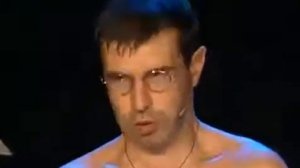 Евгений Гришковец. "Кто я ?"  [ отрывок из спектакля "Одновременно" ]