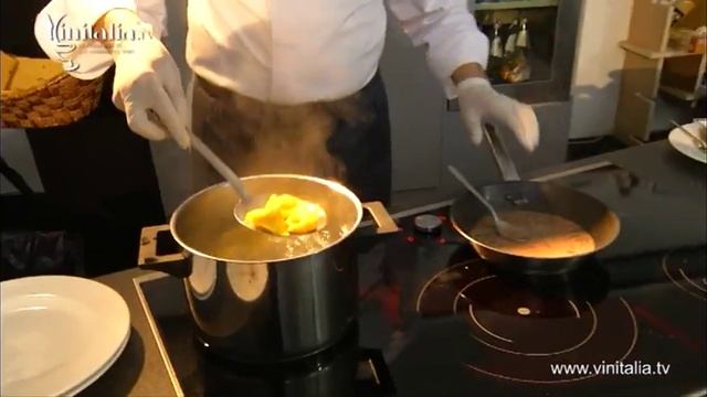 Chef Antonio Sciullo - Tortelli con salsa tartufata