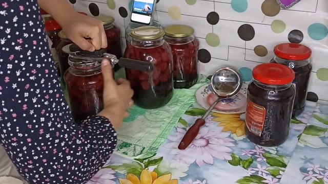 ВСЕГДА УДАЧНОЕ ВАРЕНЬЕ ИЗ КЛУБНИКИ.   ОЧЕНЬ ВКУСНЫЙ УЖЫН.