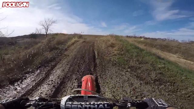 Bluff Creek Motocross | Jumping the CRF450 смотреть онлайн