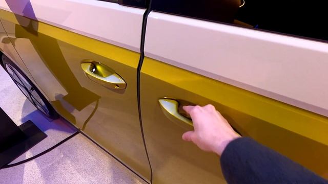 First Look at the NEW 2023 Volkwagen ID.Buzz | 4K смотреть онлайн