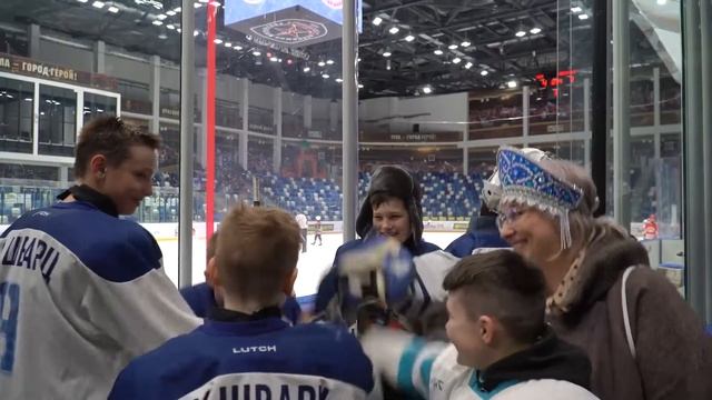 Церемония закрытия 'Золотой шайбы' организованная при поддержке ООО 'Полипласт Новомосковск' смотреть онлайн