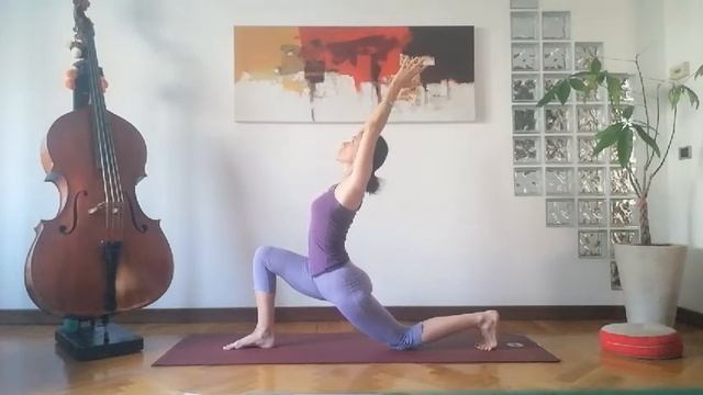 È arrivata la Primavera: Sbocciamo | Silvia Ornaghi Yoga смотреть онлайн