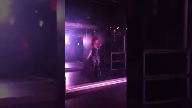 Ashley Adams смотреть онлайн