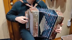 Россия вперед! Славянка на гармони Беларусь не по нотам а от души ко дню ПОБЕДЫ !  смотреть всем !