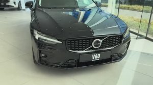 Volvo V60 2025 обзор
