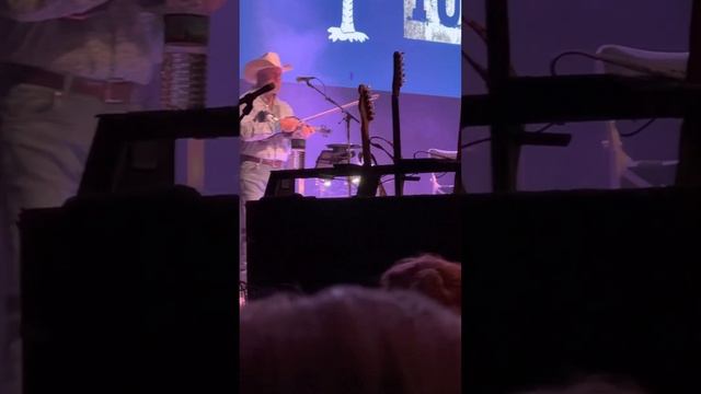 Josh Turner “ All Over Me “ ( LIVE 5~13~23 ) смотреть онлайн