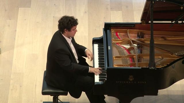 Grieg Competition 2014: Liszt - Hungarian Rhapsody No. 8 (Vasily Salnikov) смотреть онлайн