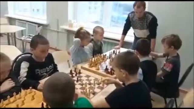 Шахматы смотреть онлайн