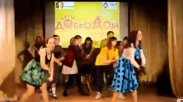 Катя танцует в школе(песня:туса ок вроде называется ) смотреть онлайн