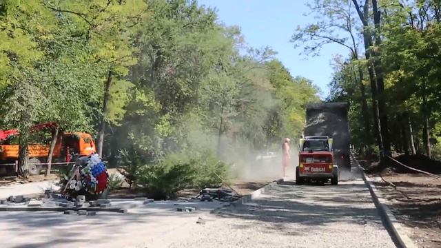 Благоустройство парка в г  Зернограде Ростовская область
