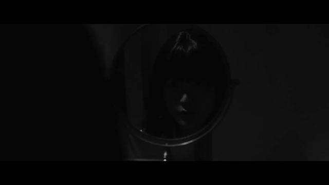 Black cat woman - Cracking up [No Signal Input6] [Official MV] смотреть онлайн