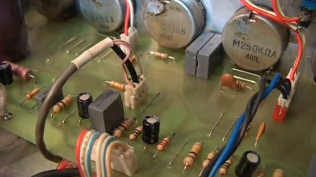 Tube Amp Rhodes KET смотреть онлайн