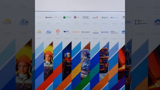 Мобильный стенд Ролл ап 3м, пример работы.