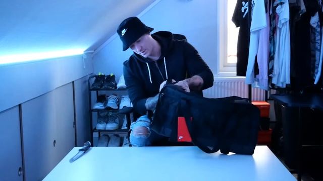 Unboxing The Sportbag Nike Sportswear RPM (49L) смотреть онлайн