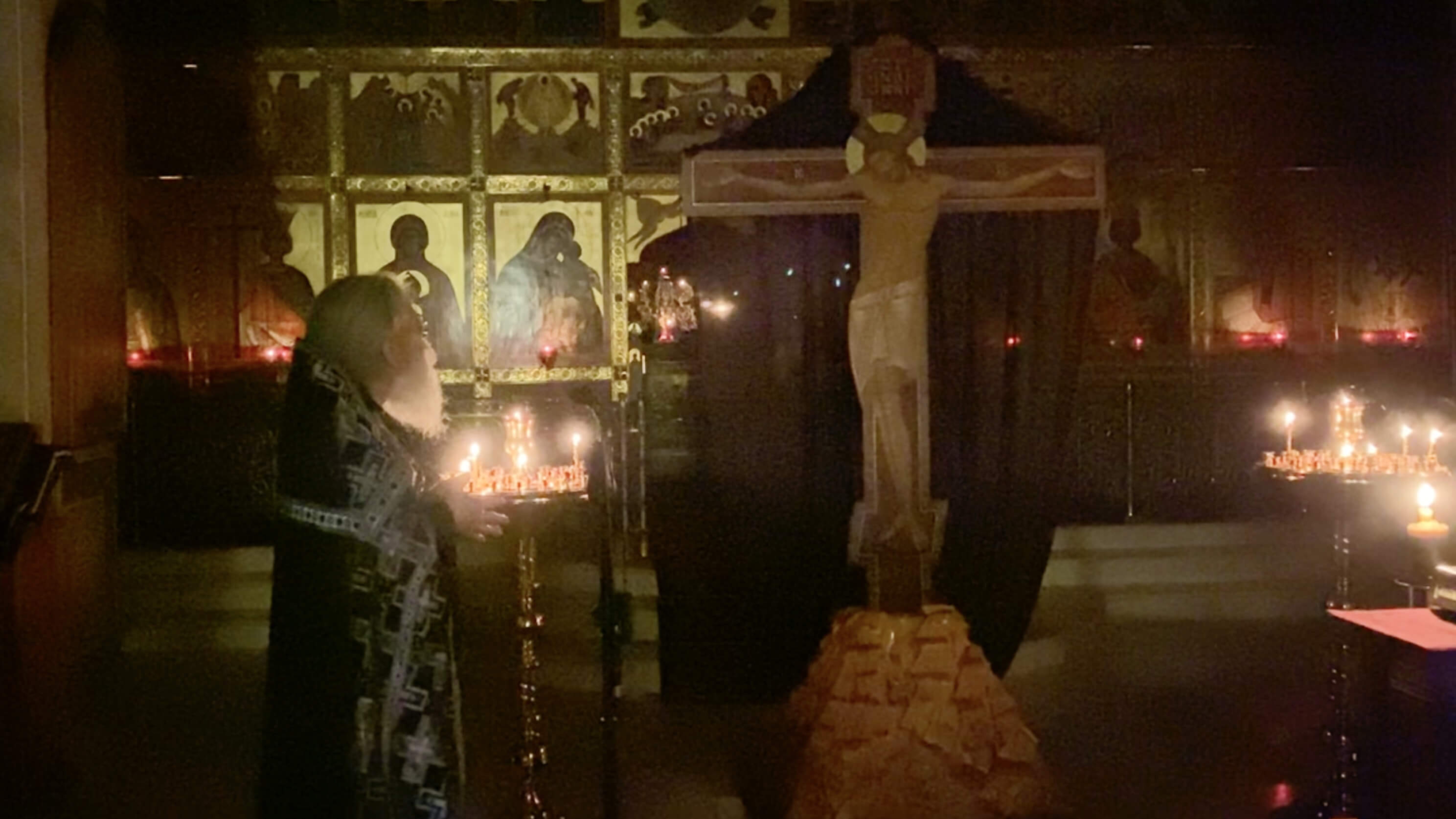 Приношение Отцу Небесному. Воспоминание Святых спасительных Страстей Христовых. 17.04.2025 г. смотреть онлайн