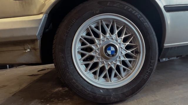 1986 BMW 325 Restoration ( Part 1 ) смотреть онлайн