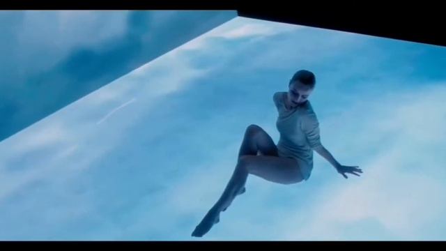 Полина Гагарина - Смотри (ОФИЦИАЛЬНЫЙ КЛИП) смотреть онлайн