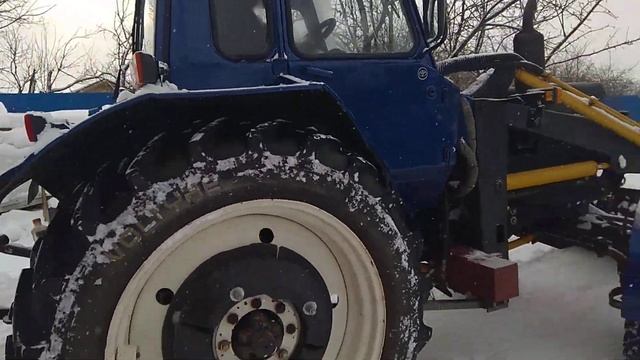МТЗ 82 Уборка снега смотреть онлайн