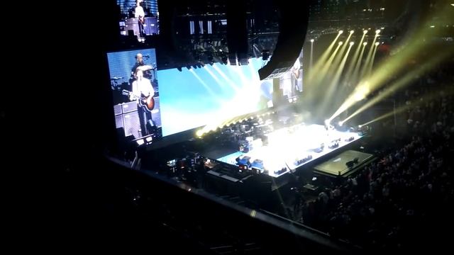 Paul McCartney - Lovely Rita 10-15-2014 смотреть онлайн