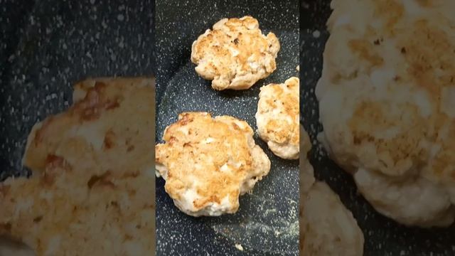 ЕСЛИ НАДОЕЛО КУРИНОЕ ФИЛЕ, ПРИГОТОВЬТЕ РАСТРЕПКИ НА ИЗОЛЯТЕ