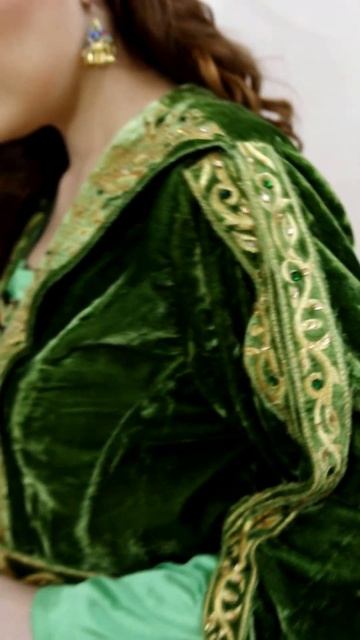 Green Velvet Kaftan Designer Wedding Ball Gown - GOT inspiration Robe смотреть онлайн