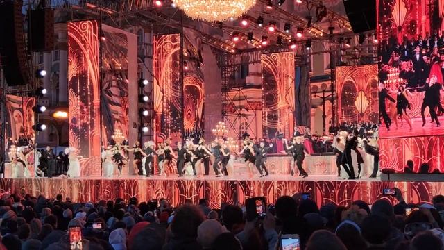Концерт "Классика на Дворцовой". Короткий фрагмент выступления.. смотреть онлайн
