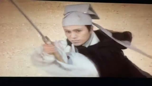 Jet Li ( Chains) vs Kun Chen ( Breaking Sword) смотреть онлайн