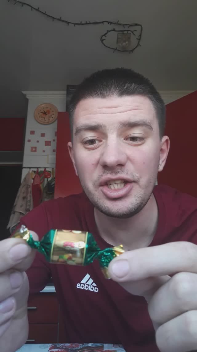 Конфета: "Ищи момент!" смотреть онлайн