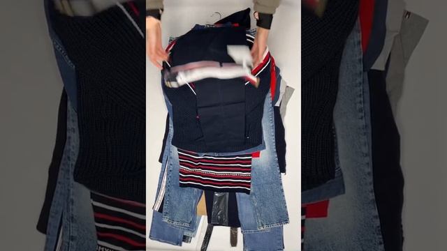 Tommy Hilfiger лот #967 смотреть онлайн