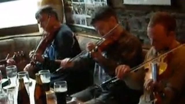 Fiddling in Baltimore (in the afternoon) смотреть онлайн