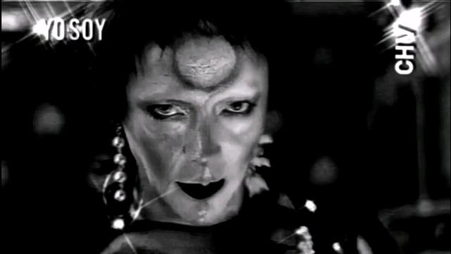 BLACKSTAR BOWIE VOICE HEATHER KUNST. смотреть онлайн